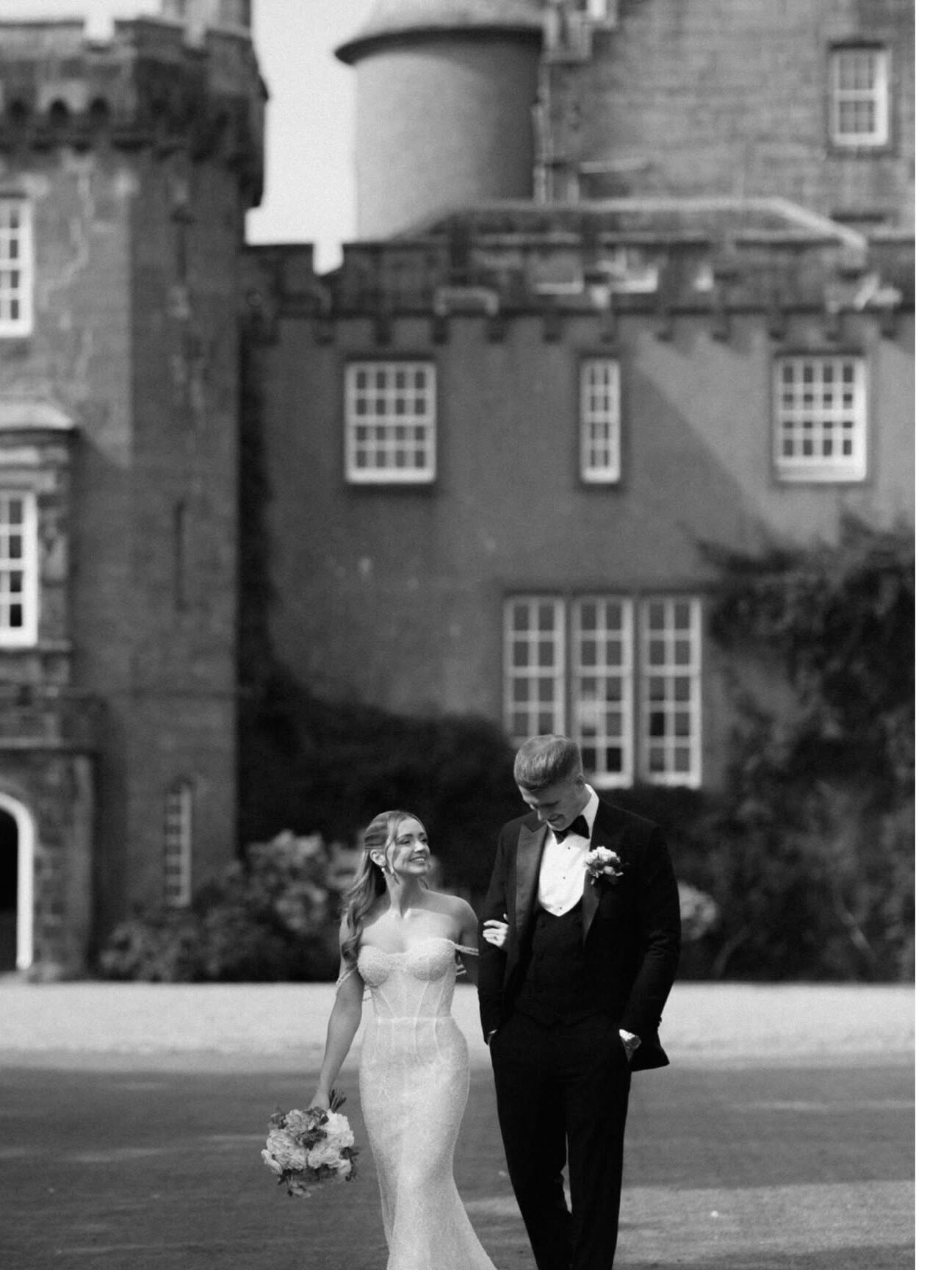 francesca & alexander’s epic wedding celebration at boturich castle